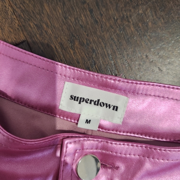 Superdown metallic hot shorts - Picture 7 of 7